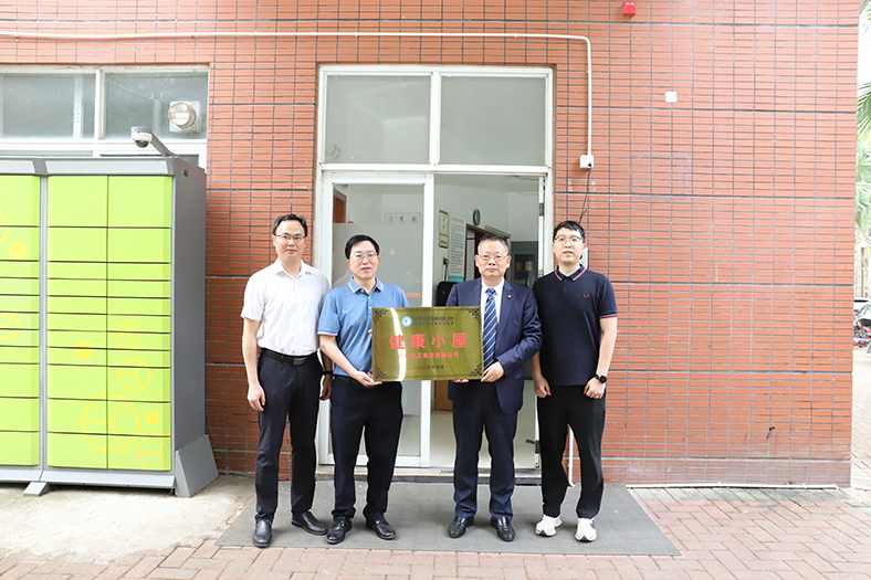 IMG_4604.jpg IMG_4604.jpg